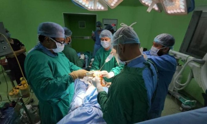 Interoperative photograph of total knee replacement